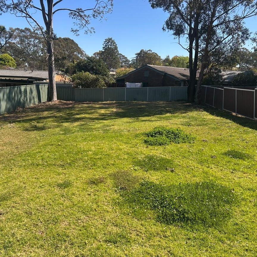 WELL MAINTAINED 3 BEDROOM HOME - Photo 1