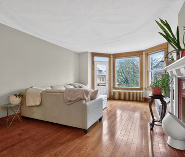 For Lease - 416 Palmerston Boulevard Unit# 2nd Floor, Toronto, Ontario - Photo 1