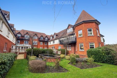 1 Bedroom Apartment, The Ambassador – Sunningdale - Photo 2