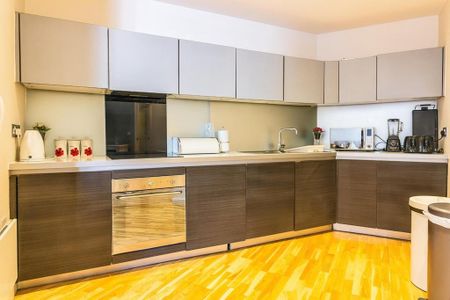 2 bedroom apartment to rent - Photo 5