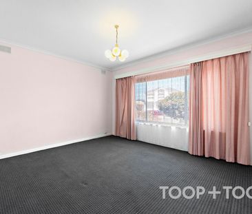 Spacious 3 Bedroom Family Home - Photo 4