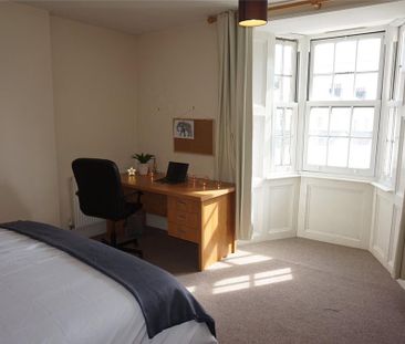 4 bedroom terraced house to rent - Photo 3