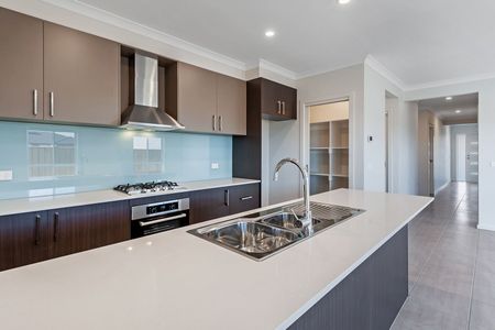 Low Maintenance Family home - Photo 3