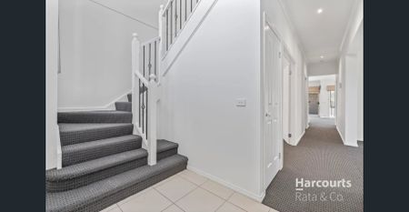 Spacious 4-Bedroom Family Home in Hillside - Photo 4