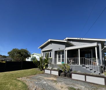 Riverside Retreat: 2-Bedroom Home with Stunning Views - Huntly - Photo 6