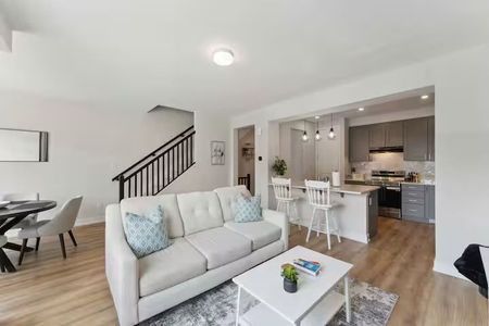 For Lease - 209 Anyolite Private, Barrhaven, Ontario - Photo 3