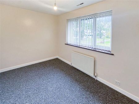 4 bedroom detached house to rent - Photo 5