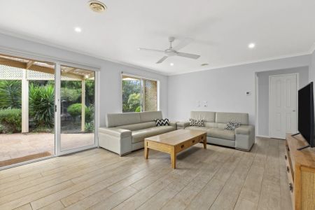 4 bedroom house by the bay - Photo 4