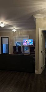 Large, beautiful, 2-bedroom suite - Photo 3