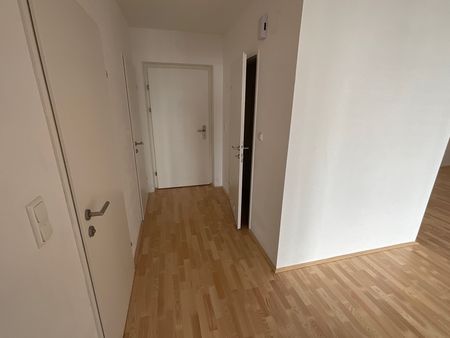 Traumhafte Wohnung inkl. Terrasse und Tiefgaragenplatz - Foto 3