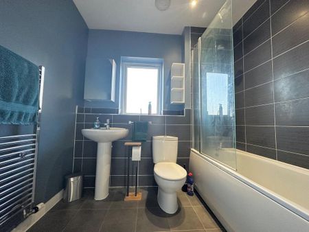 2 bedroom apartment to rent - Photo 5