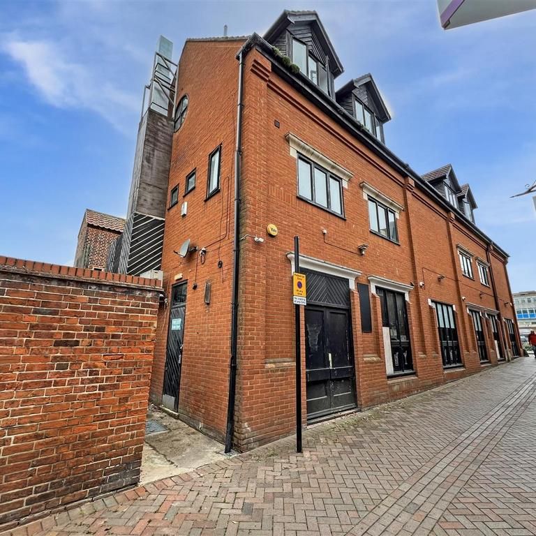 1 bedroom house to rent - Photo 2