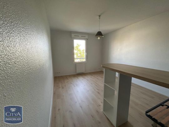 Location Appartement 1 pièce 20m² NIORT 79000 - Photo 1