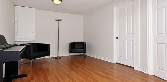 For Lease - 71 Ecclestone Drive, Brampton, Ontario - Photo 2