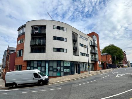 2 bedroom flat to rent - Photo 3