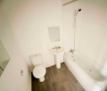 Longview Court Cook Street Farnworth Bolton, BL4 - Photo 6