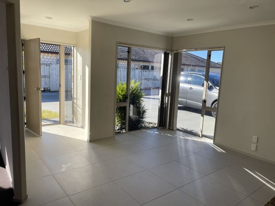 Well Established Home in Papamoa - Papamoa - Photo 1