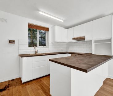 Bright, North-Facing Apartment in Prahran - Photo 4