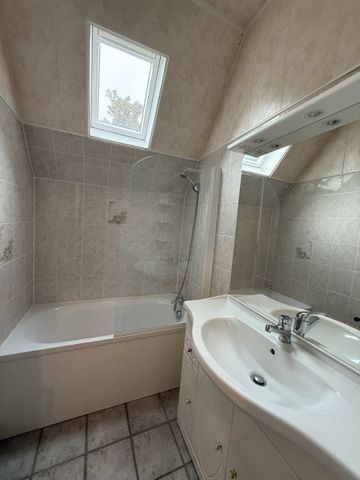 Maison à louer avec jolie terrasse à Fontaine-la-Mallet - Photo 3