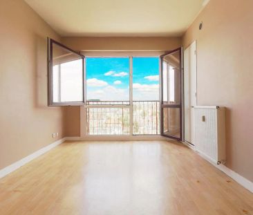 NANCY QUARTIER NABECOR PROCHE DU SQUARE F2 DE 40 M2 AVEC GAR - Photo 1