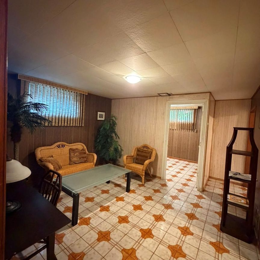 For Lease - 82 Sharpecroft Boulevard Unit# Basement, Toronto, Ontario - Photo 1