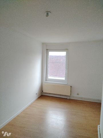 Maison de village bâtie sur 343 m² offrant 101 m² habitable - Photo 4