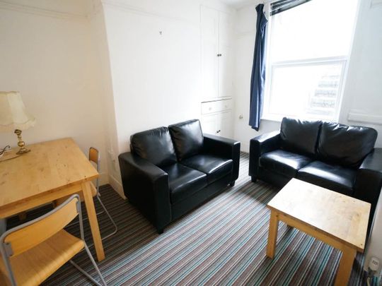 3 Penllys Terrace - Photo 1