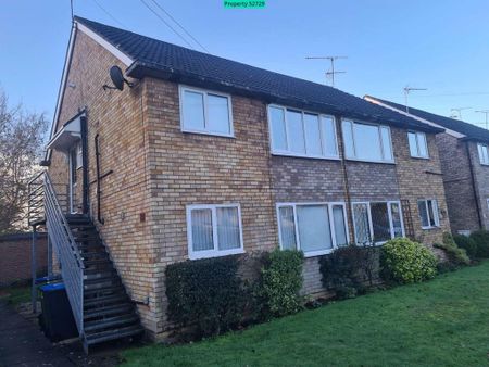 2 bedroom maisonette to rent - Photo 2