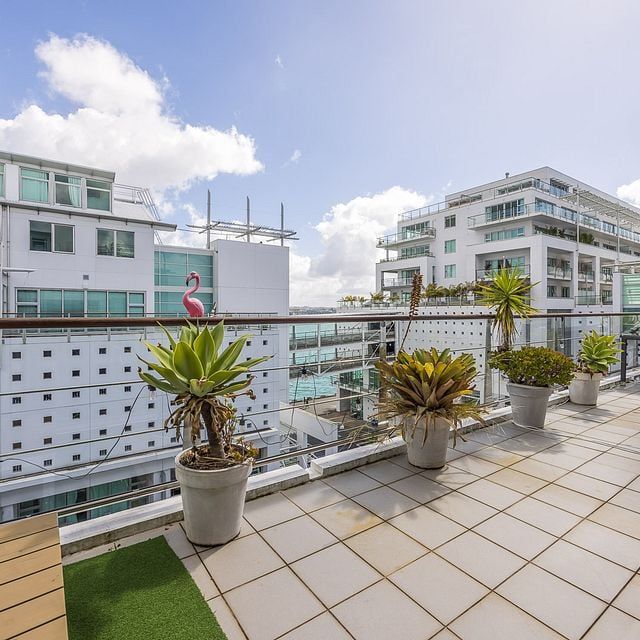 Princes Wharf 1-bedroom Full Furnished - Photo 1