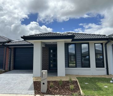 16 Luck Street, Sebastopol VIC, Belconnen - Photo 6