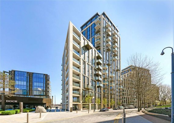 A beautifully appointed three bedroom apartment situated on the 16th floor of this prestigious, luxury development, located in a most favored part of Wapping. - Photo 1