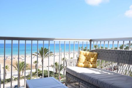 2 room luxury Flat for rent in Alicante, Valencia - Photo 4