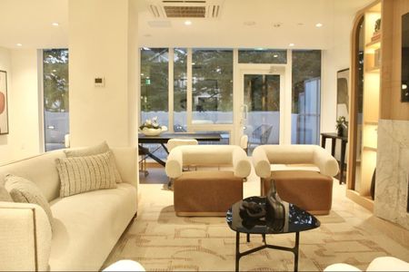 Brand New Monaco Ocean View 2 Beds/2 Baths Condo - Photo 2