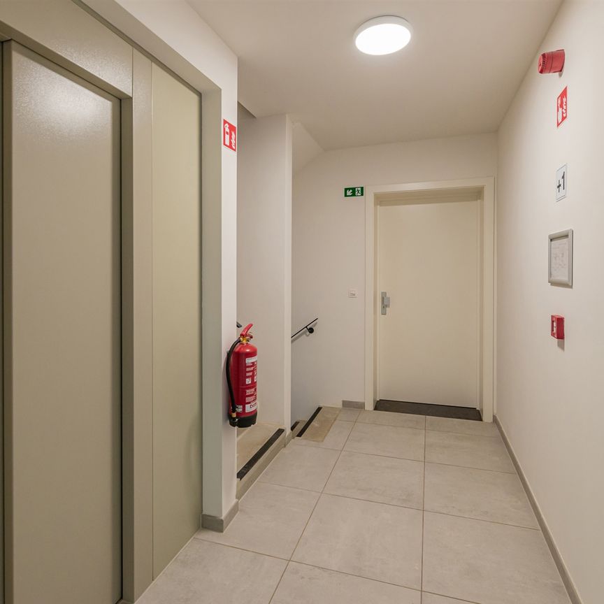 Appartement te huur - Photo 1