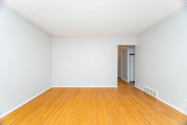 For Lease - 7 Maitland Avenue, Hamilton, Ontario - Photo 1