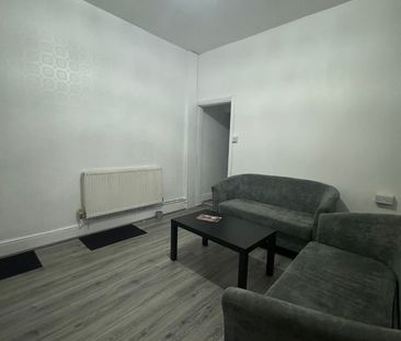 2 Bed Terraced House, Northcote Road, B33 - Photo 4