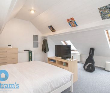 4 bed Semi-Detached House for Rent - Photo 6