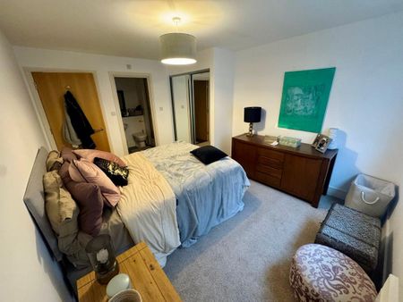 2 bedroom apartment to rent - Photo 3