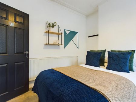 4 bedroom house to rent - Photo 3