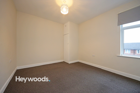 2 bed terraced house to rent in Harris Street, Stoke-on-Trent, Staffordshire - Photo 4