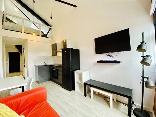 Studio to rent - Photo 1