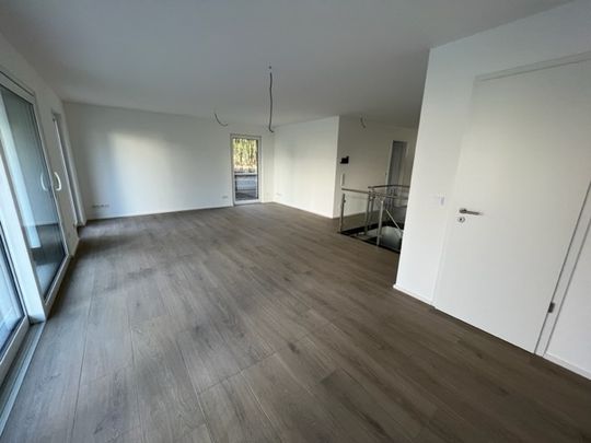 Erstbezug, Smart Home, 4 ZKB-Terrassen-ETW/ Garten in bevorzugter Wiesbadener Wo ... - Photo 1