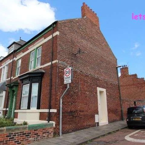 Albany Street West, South Shields, NE33 - Photo 1