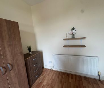 Room in a Shared House, Arlington Gardens, IG1 - Photo 5
