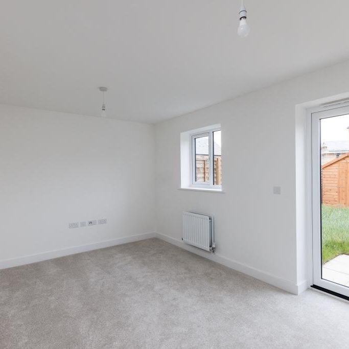 4 bedroom terraced house to rent - Photo 1