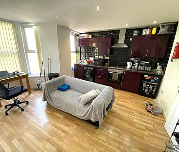 £850 PCM, Furnished One Bedroom First Floor Flat in Taff Embankment... - Photo 6