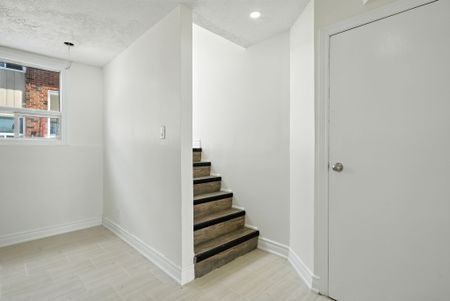 For Lease - 88 Mary Street Unit# 2, Kawartha Lakes, Ontario - Photo 2