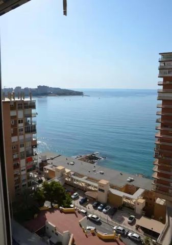 One-bedroom apartment for rent with parking and sea views – Albufereta, Alicante - Photo 2