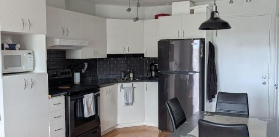 SUPERBE CONDO À LOUER À LÉVIS - Photo 2