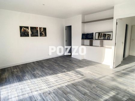 Location - Appartement 1 pièce(s) - 32 m² - Granville - Photo 2
